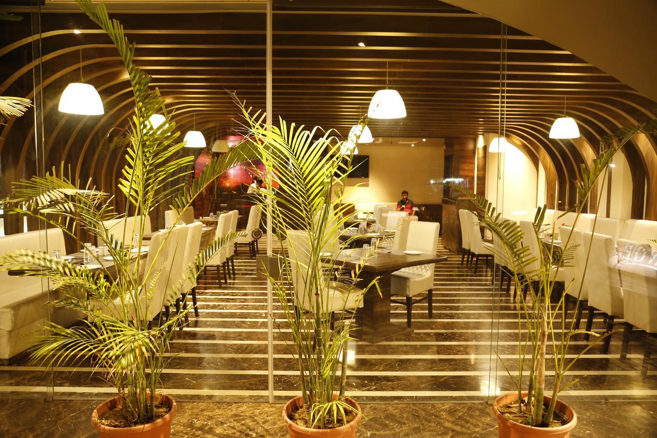Hotel Orange Agra  Eksteriør bilde
